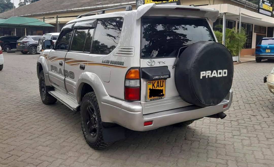 2001 Toyota Land Cruiser Prado thumbnail 6