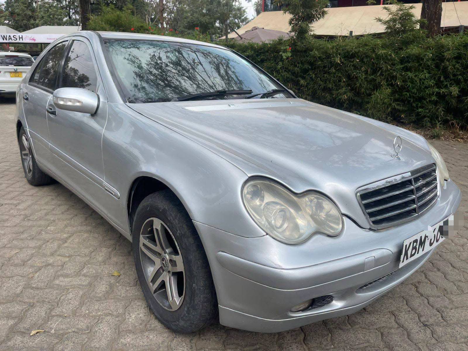2004 Mercedes-Benz C180