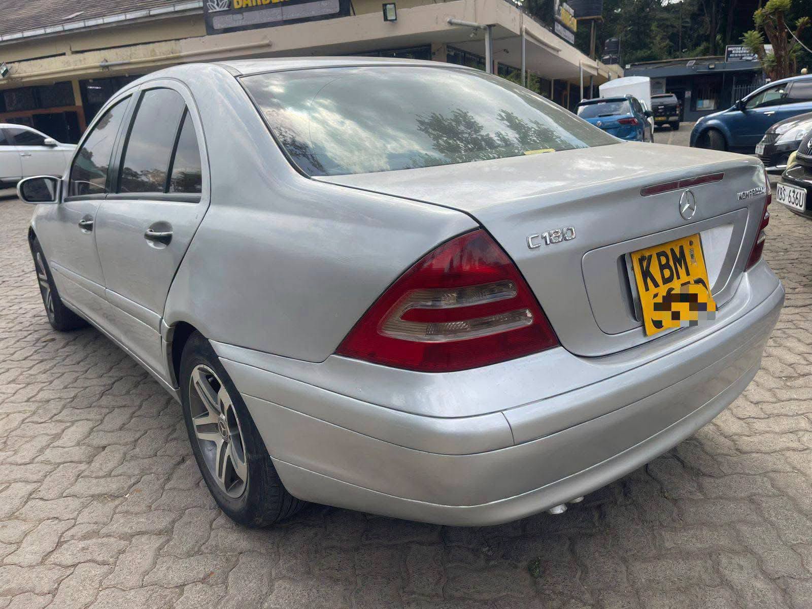 2004 Mercedes-Benz C180 thumbnail 6