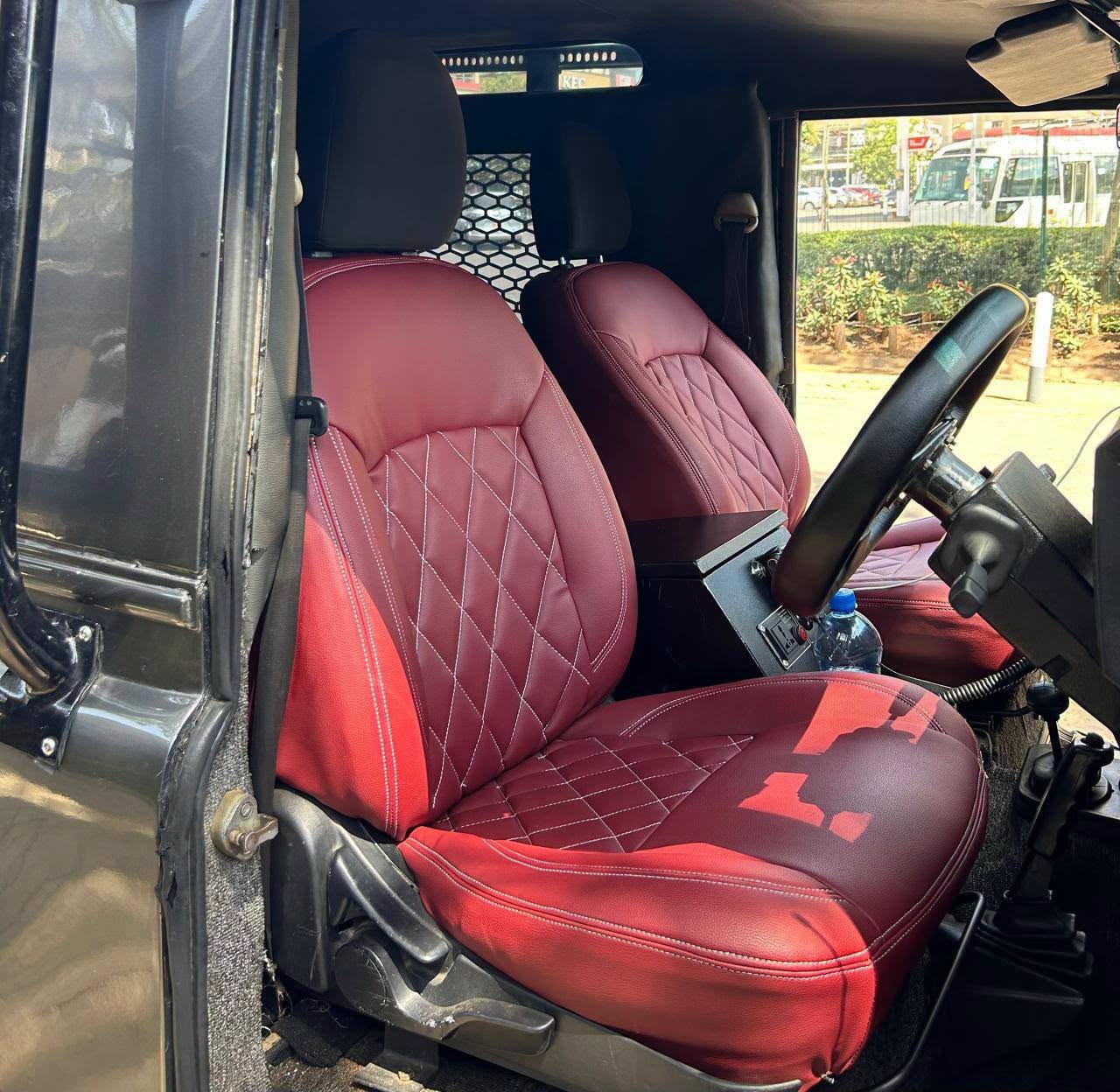 2006 Land Rover Defender thumbnail 6