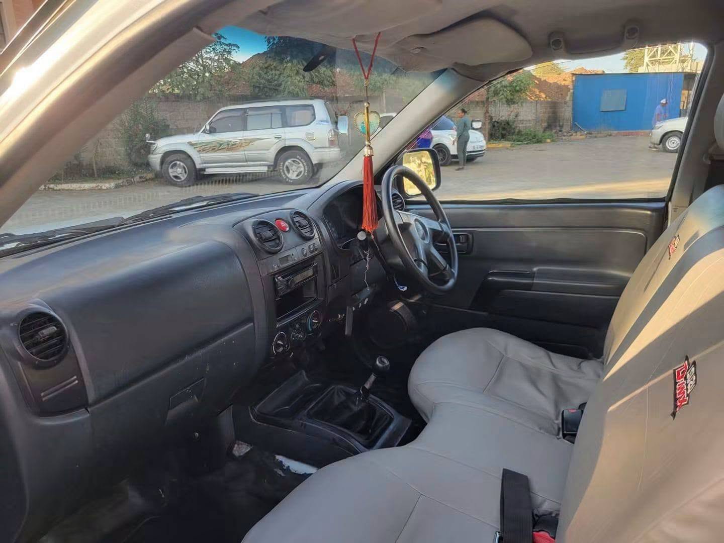 2008 Isuzu D-Max thumbnail 6
