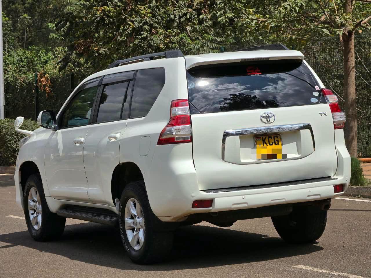 2009 Toyota Prado thumbnail 4