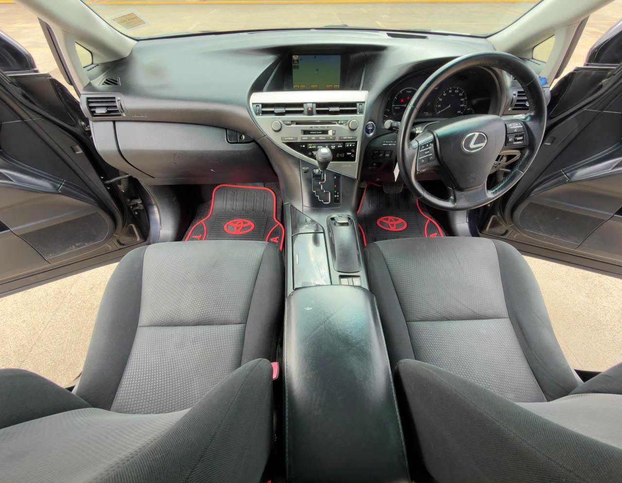 2010 Lexus RX450h thumbnail 3