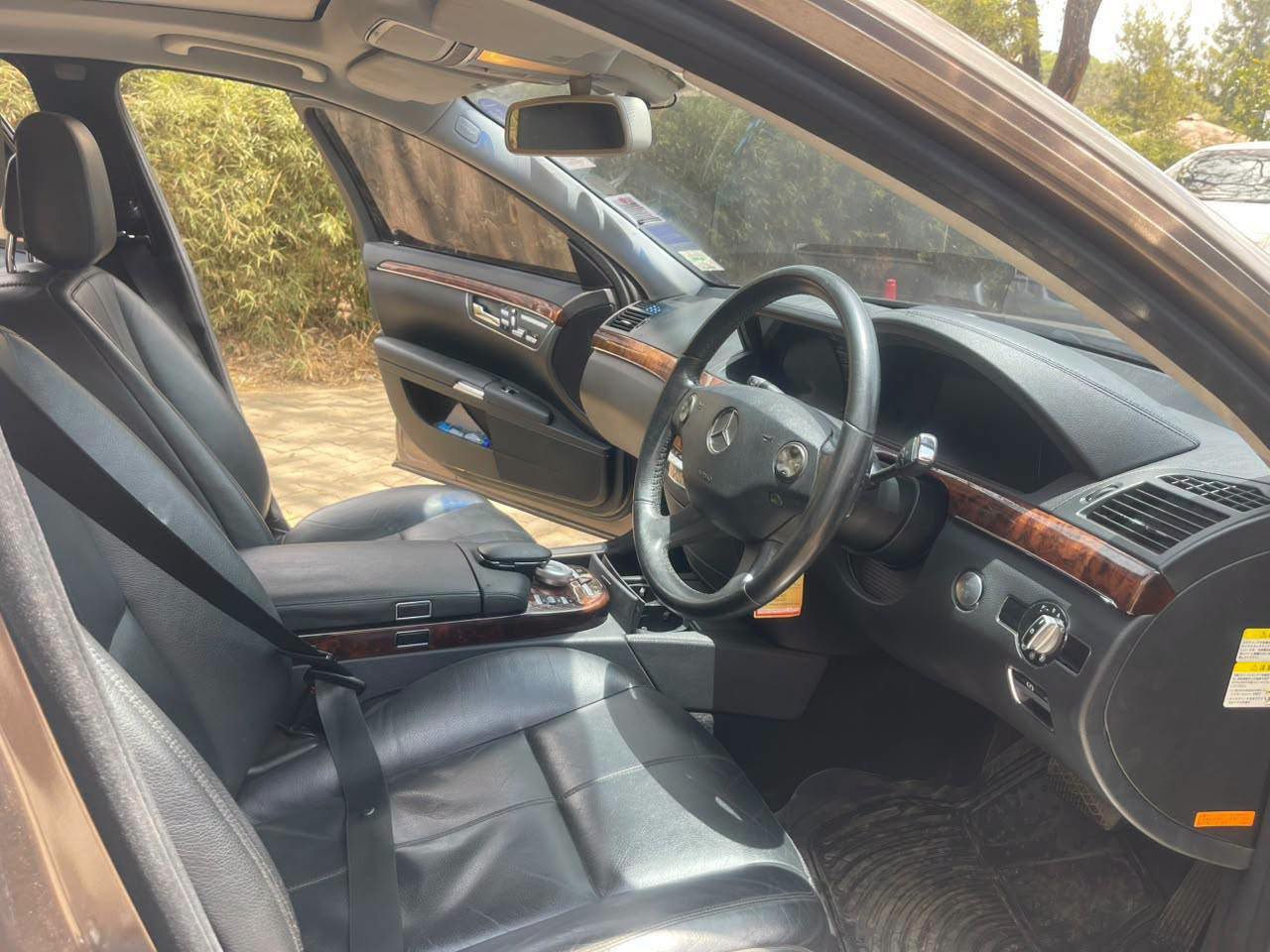 2010 Mercedes-Benz S350 thumbnail 2