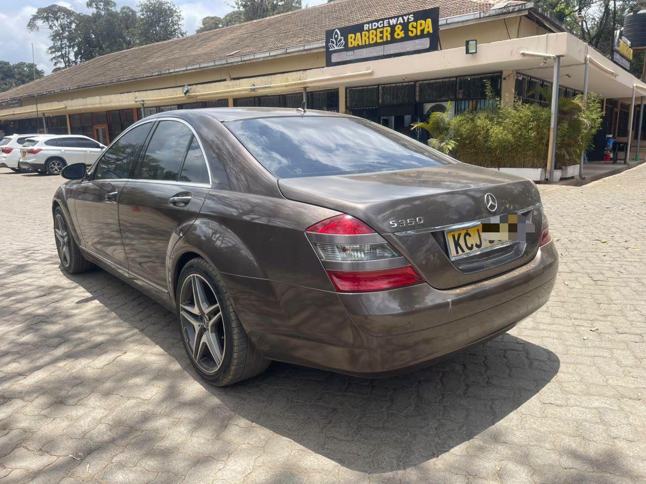 2010 Mercedes-Benz S350 thumbnail 4