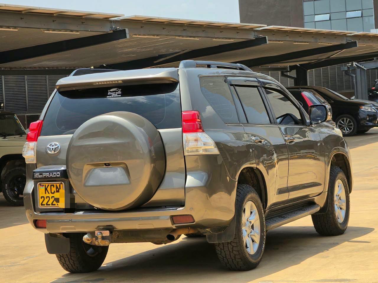 2010 Toyota Prado thumbnail 3