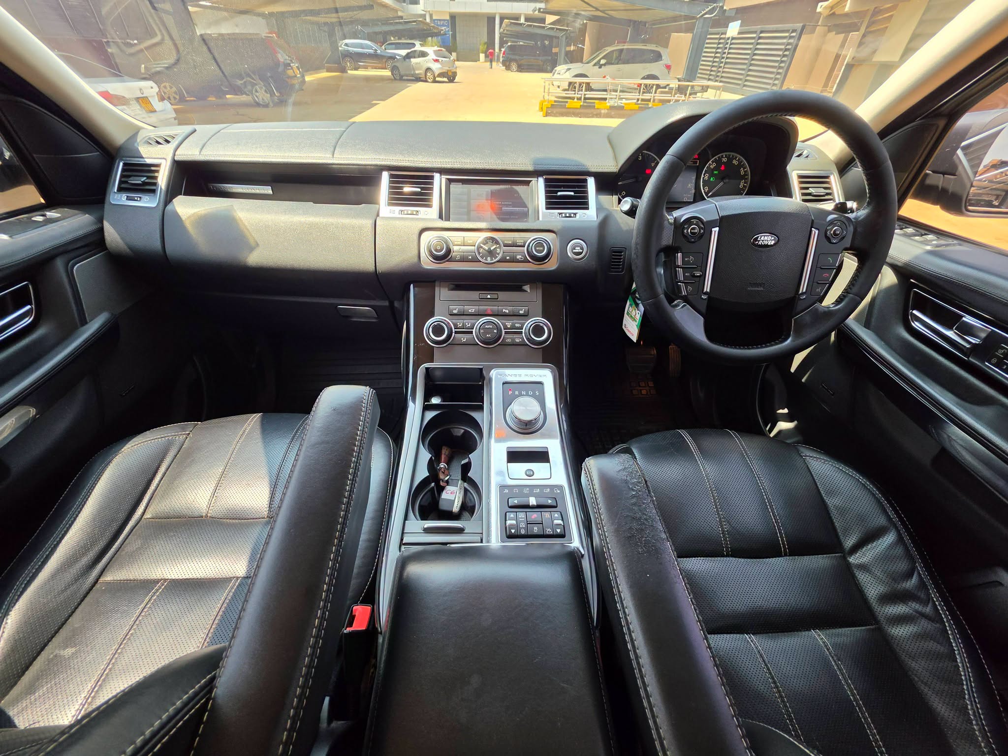 2012 Range Rover Sport thumbnail 4