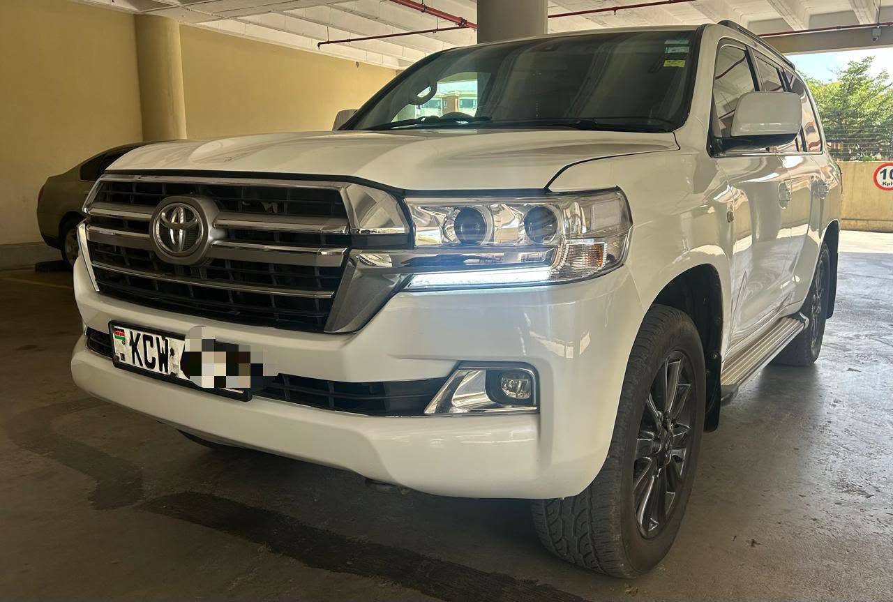 2012 Toyota Land Cruiser
