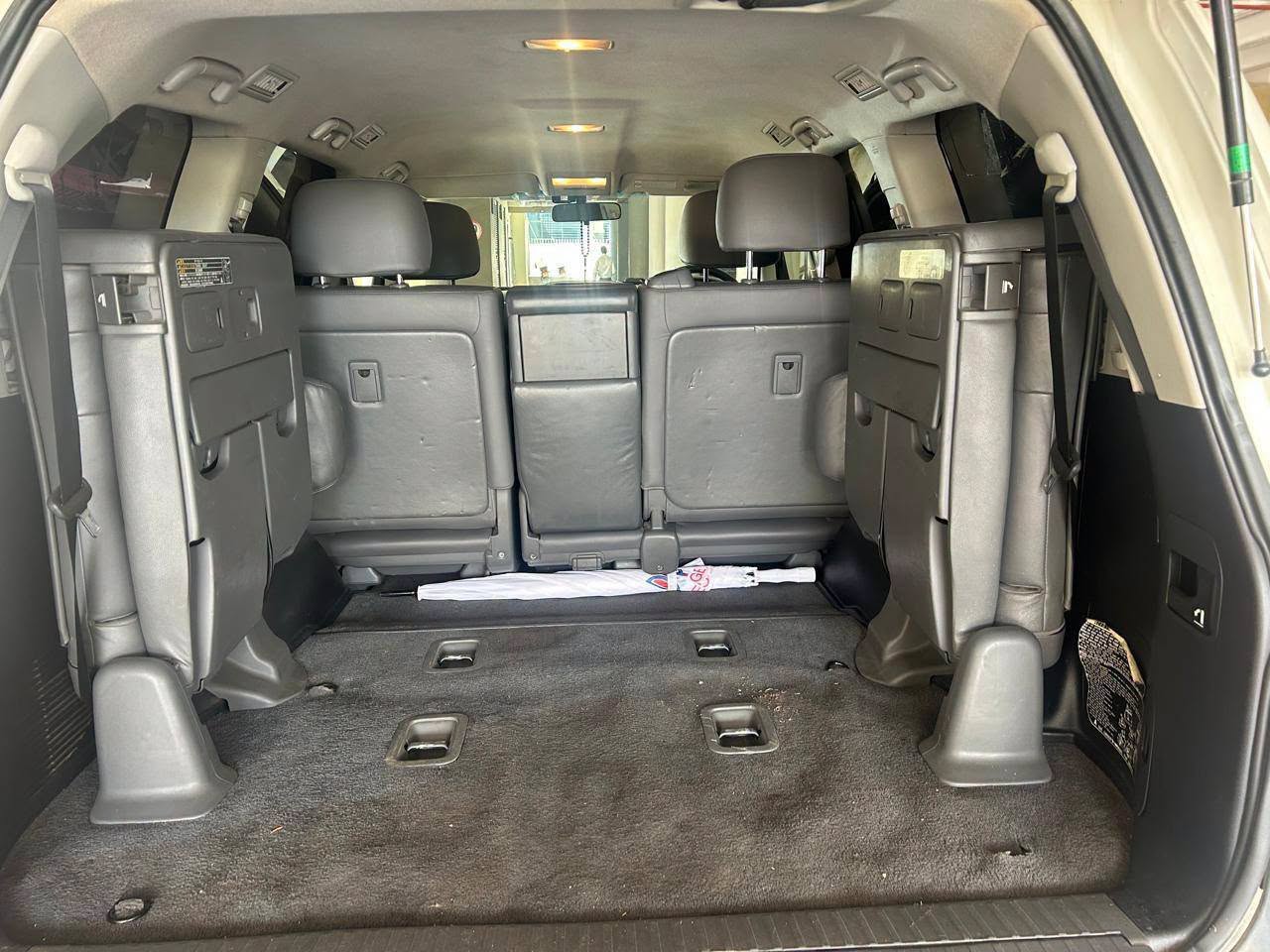 2012 Toyota Land Cruiser thumbnail 2