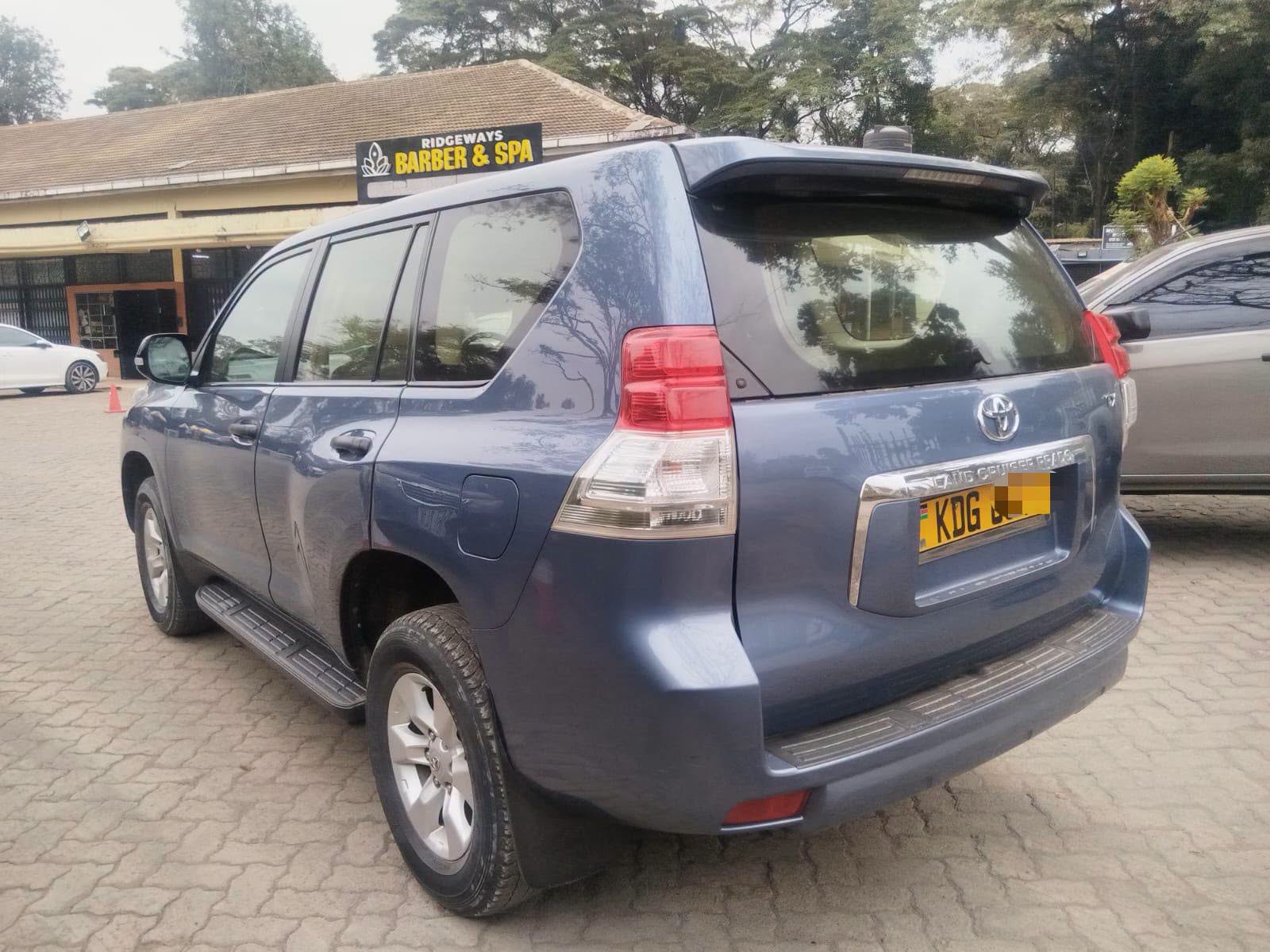 2012 Toyota Prado thumbnail 2