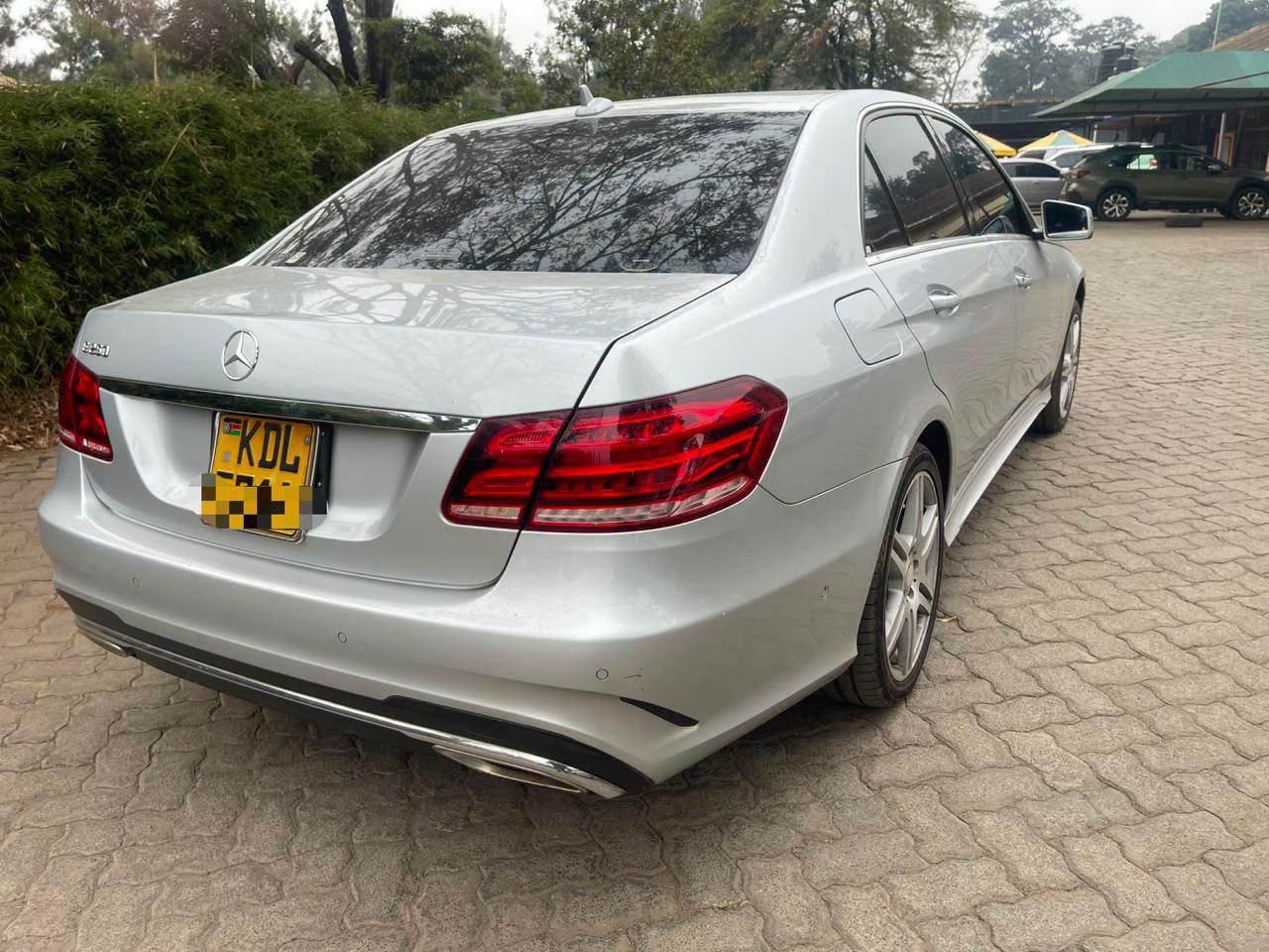 2015 Mercedes-Benz E250 thumbnail 6