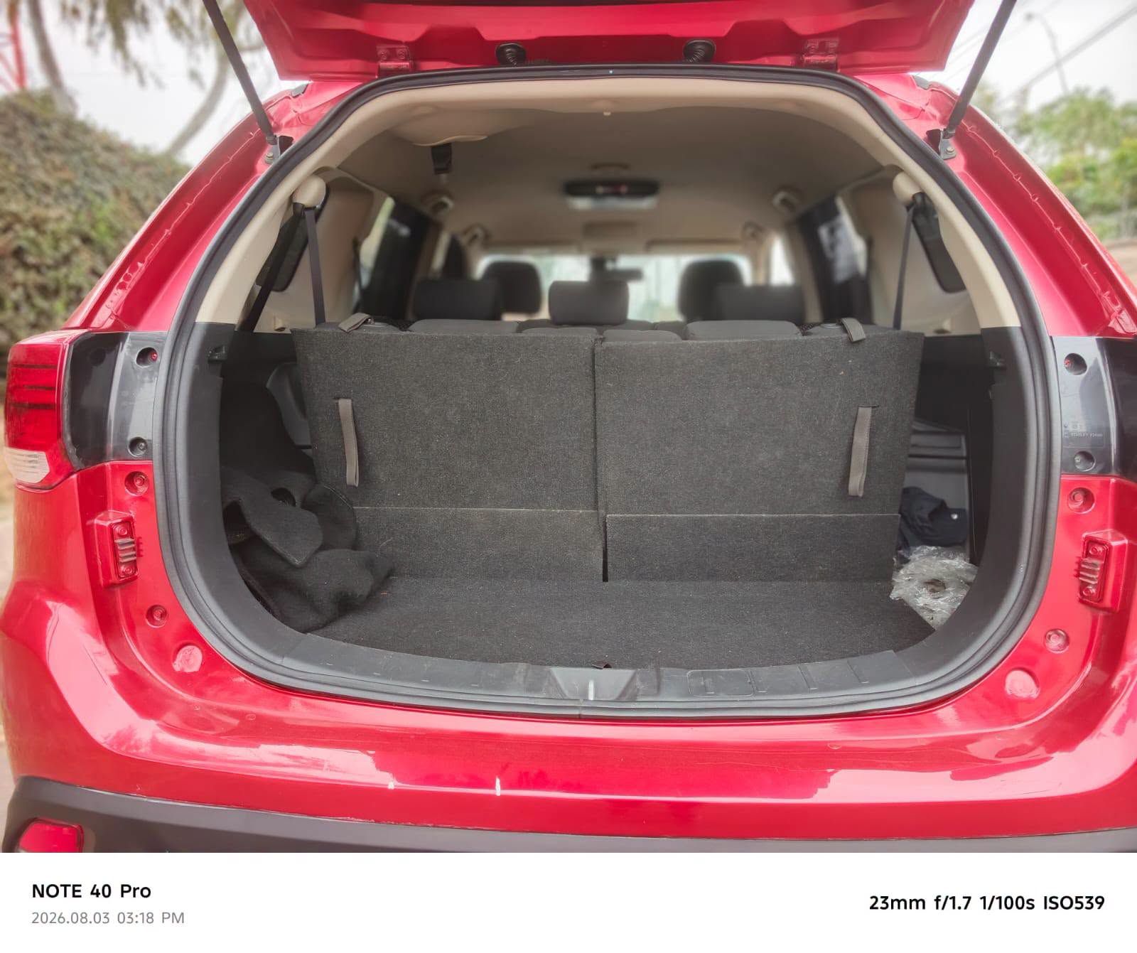 2016 Mitsubishi Outlander thumbnail 3