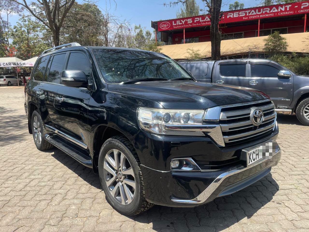 2016 Toyota Land Cruiser