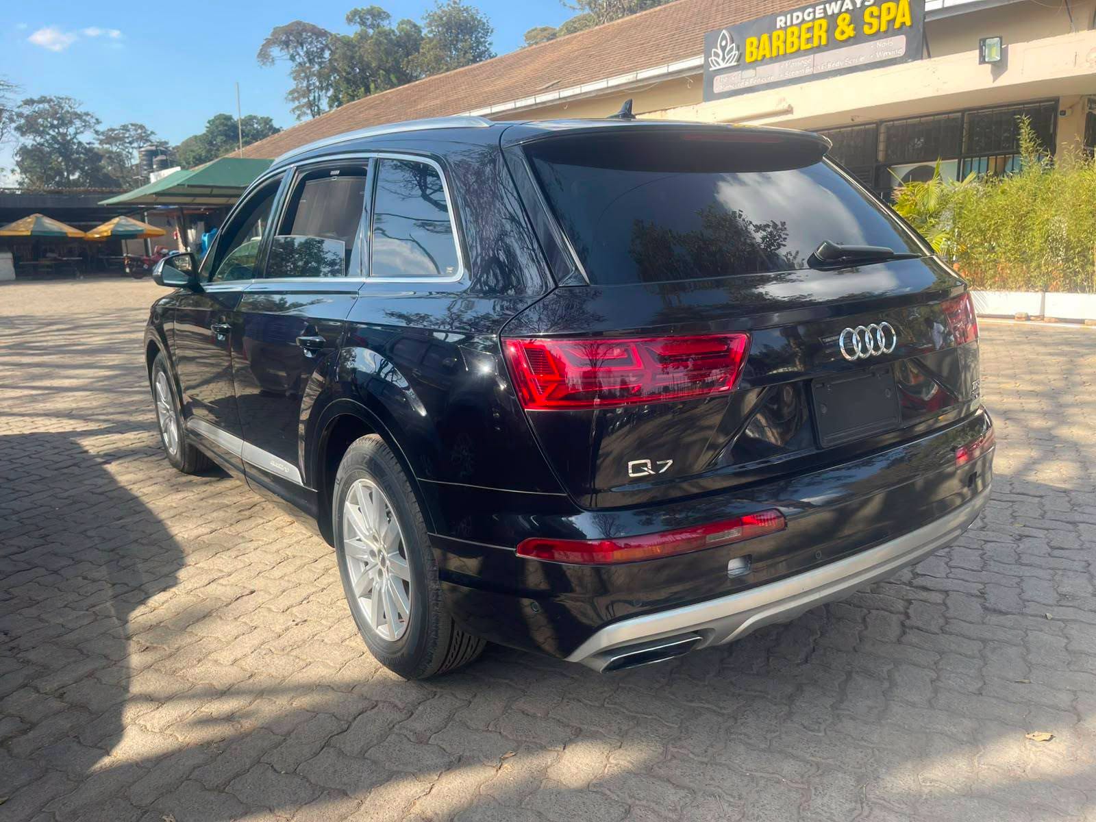 2017 Audi Q7 thumbnail 5