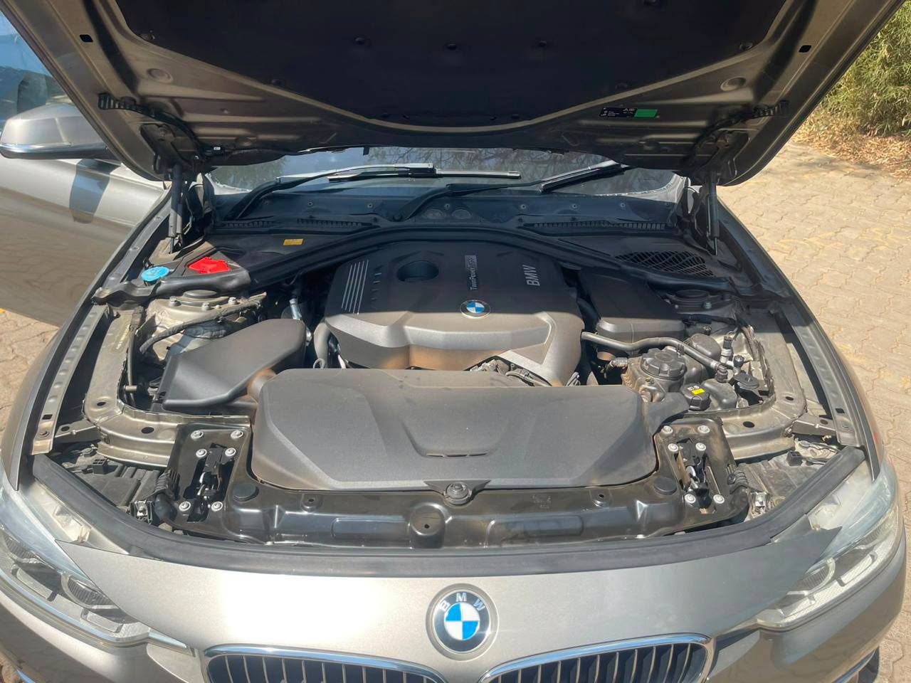 2017 BMW 320i thumbnail 3