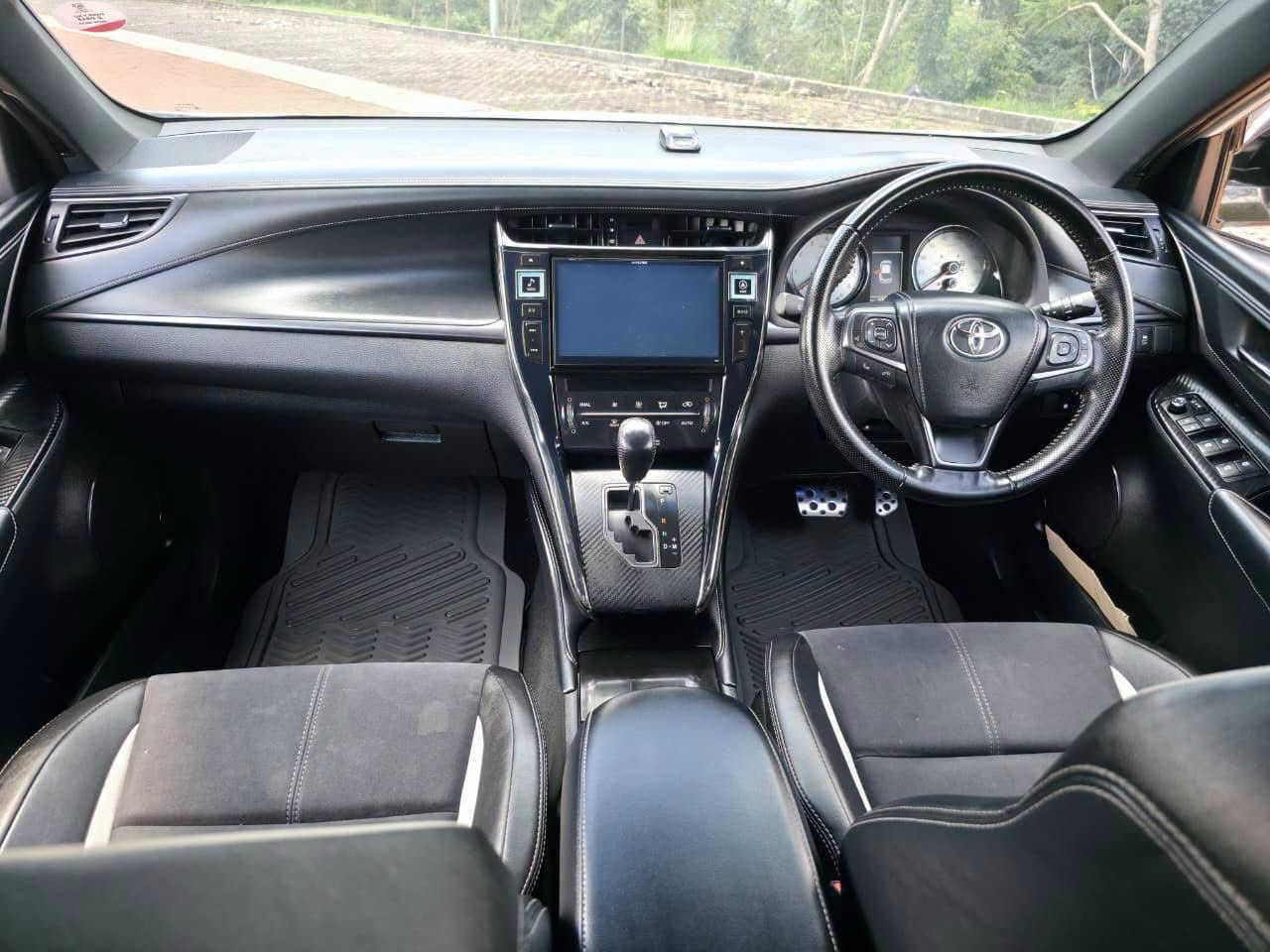 2017 Toyota Harrier thumbnail 4