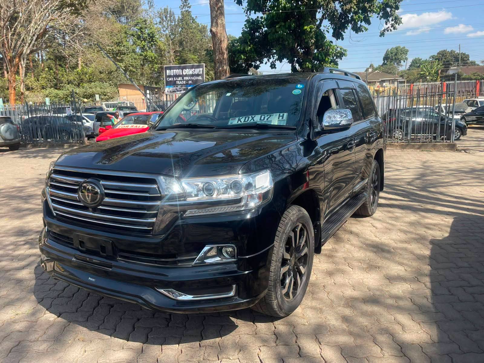 2017 Toyota Land Cruiser