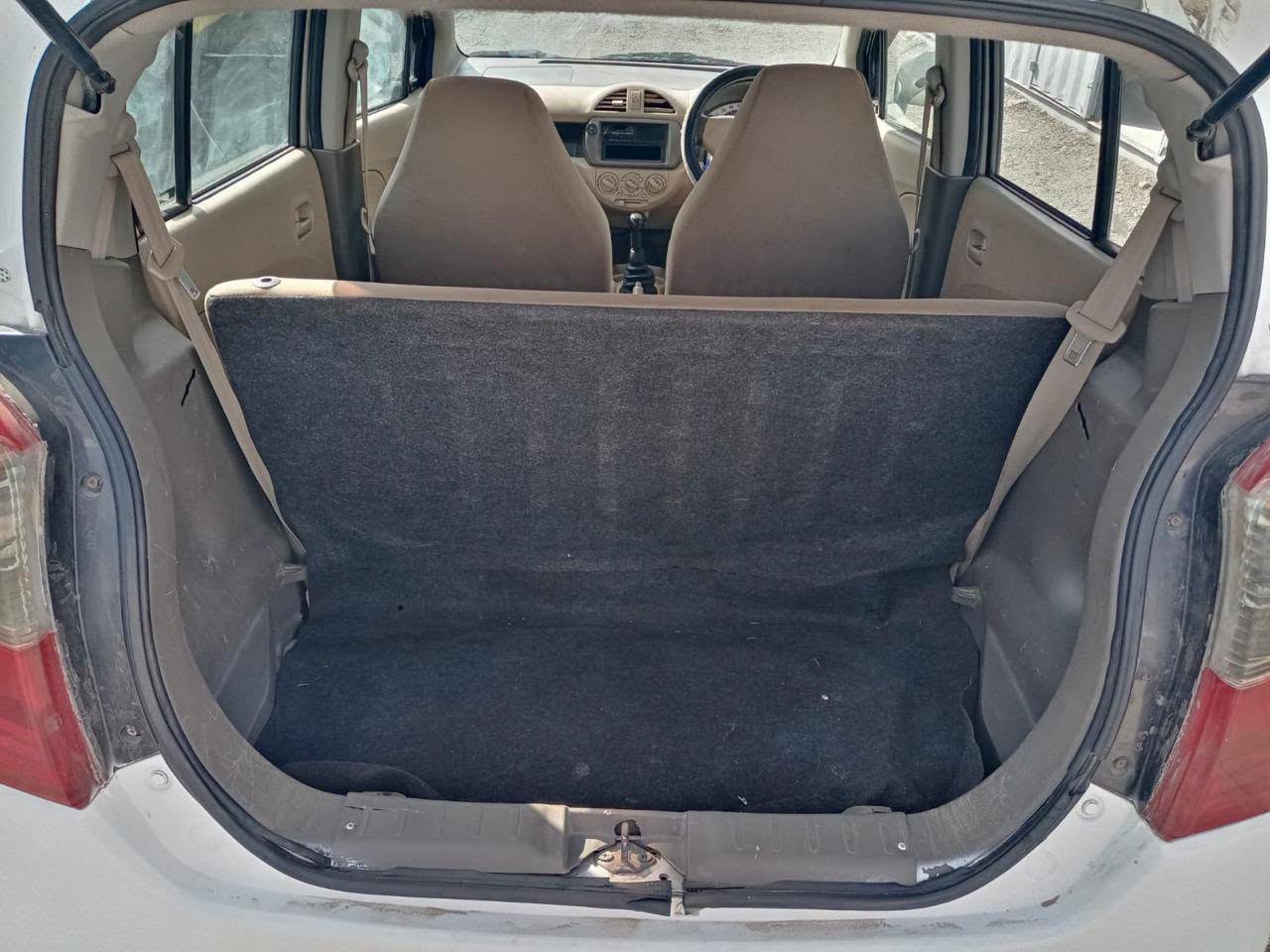 2018 Toyota Fortuner thumbnail 3