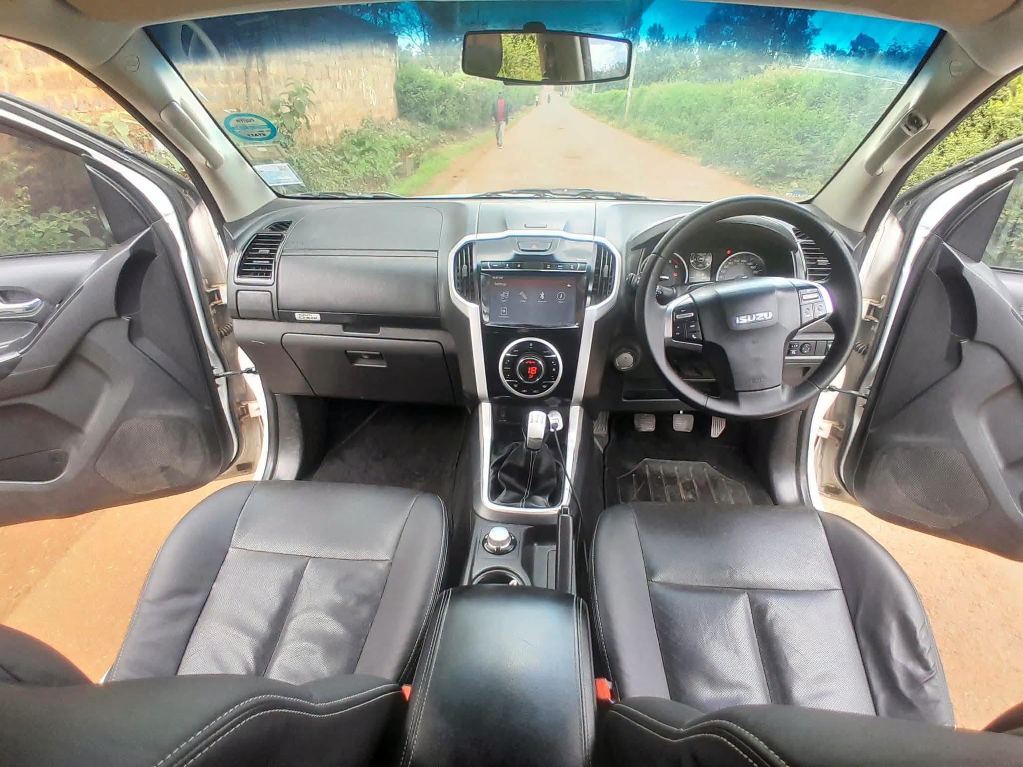 2020 Isuzu D-Max thumbnail 4