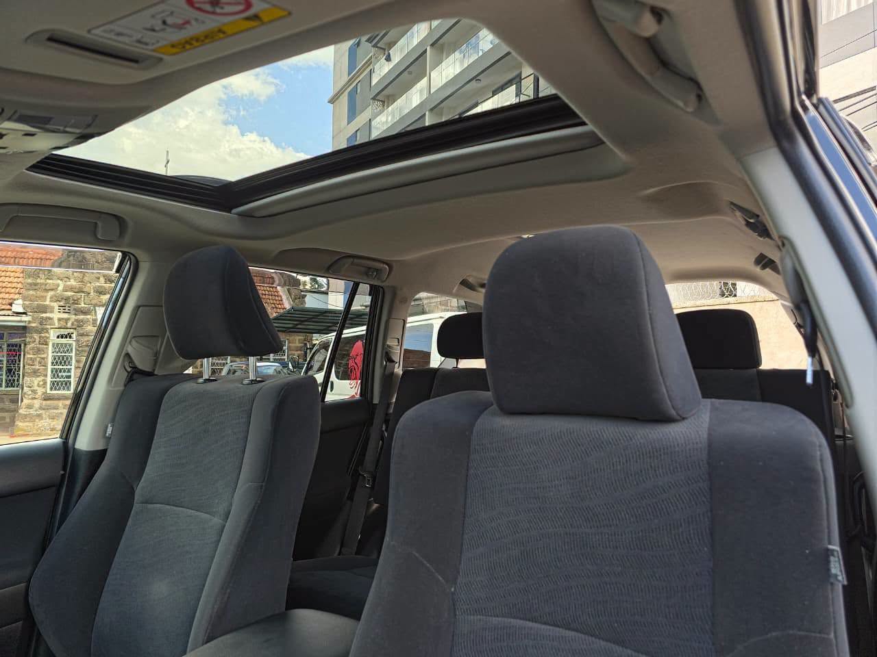 2021 Toyota Land Cruiser Prado thumbnail 4