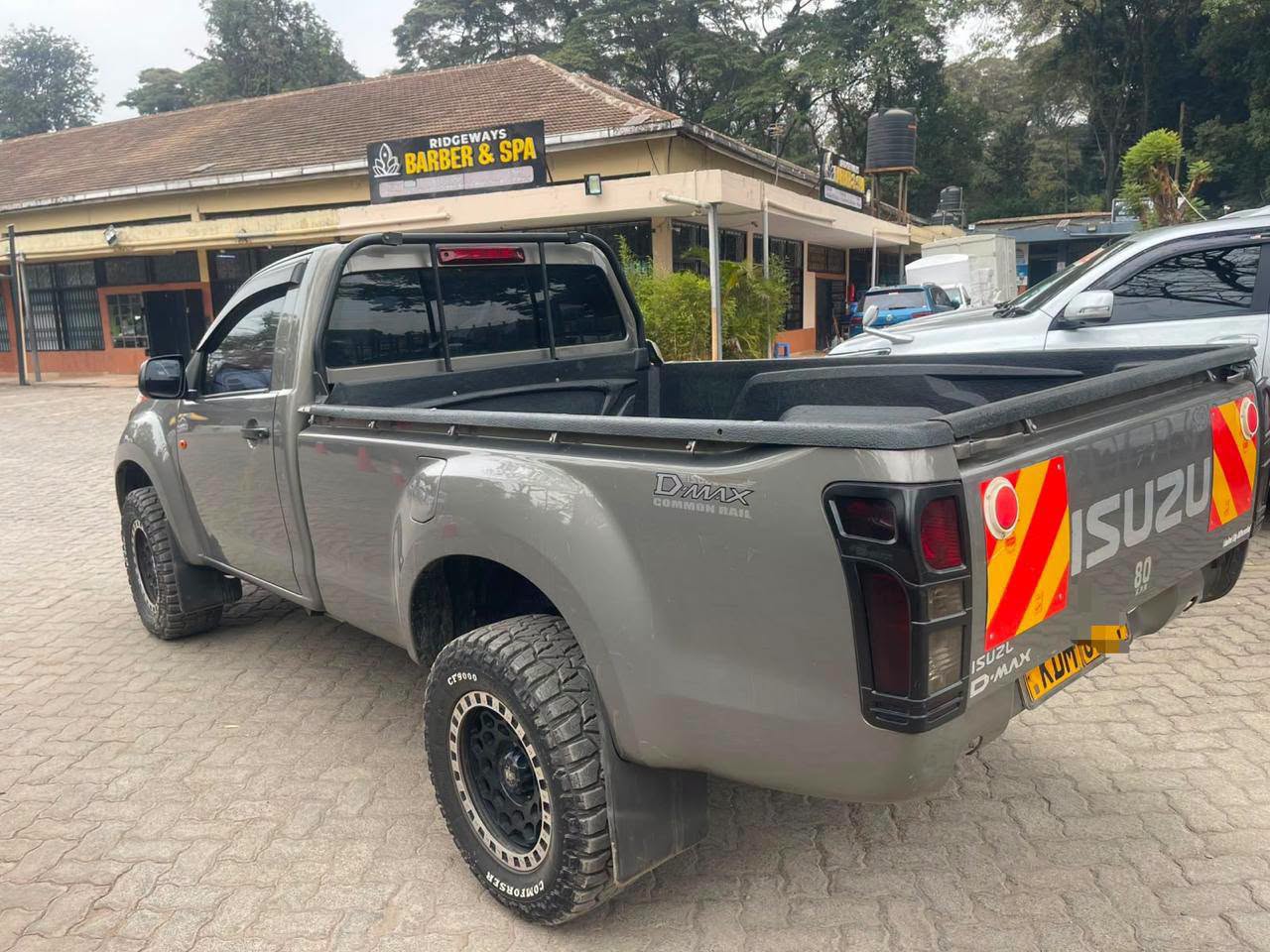 2022 Isuzu D-Max thumbnail 2