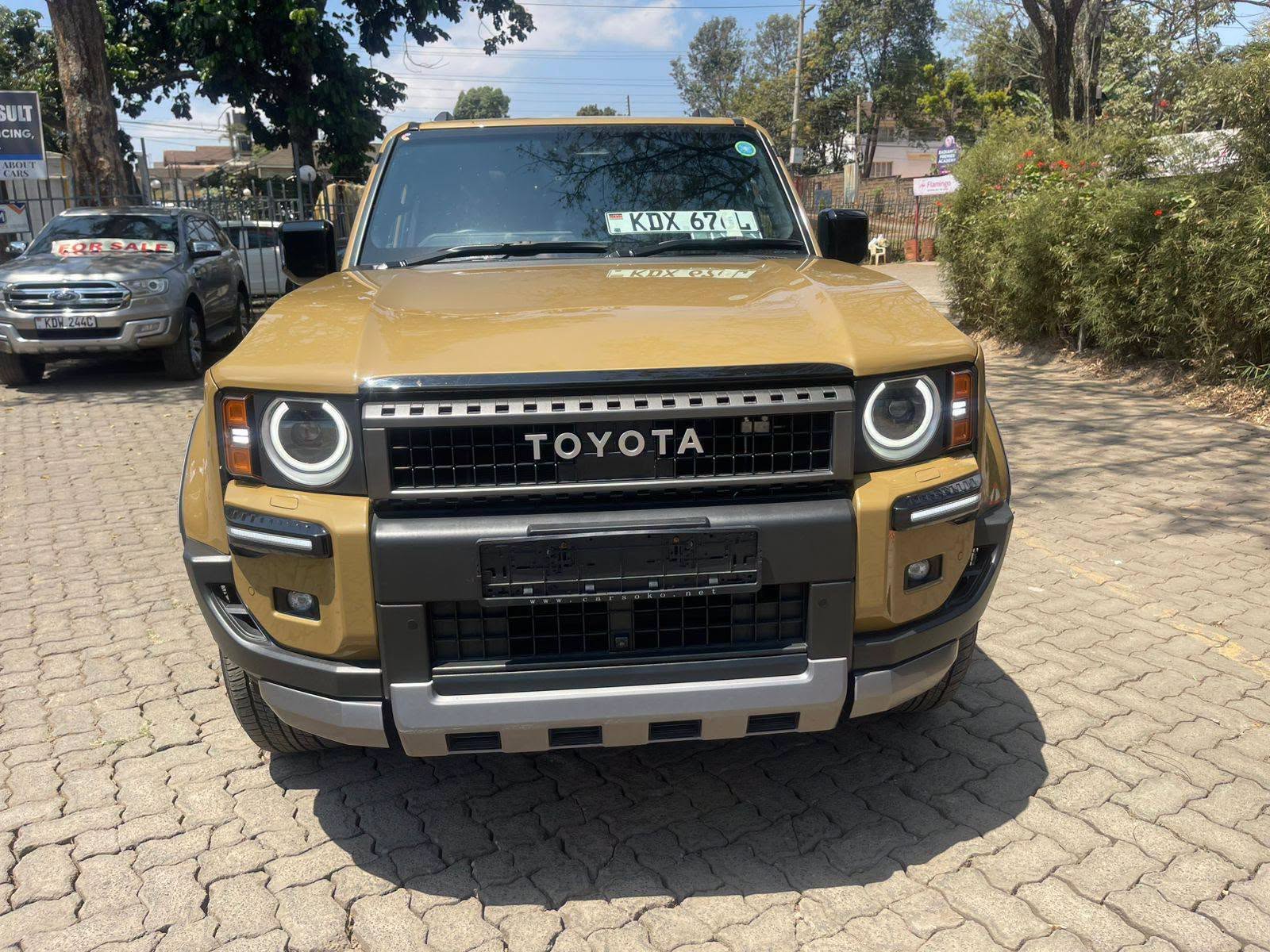2024 Toyota Prado thumbnail 5