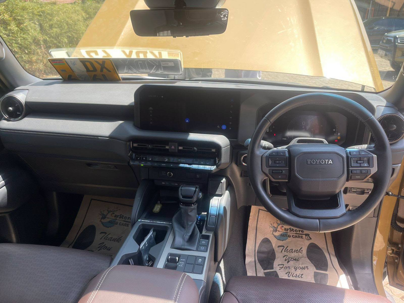 2024 Toyota Prado thumbnail 2